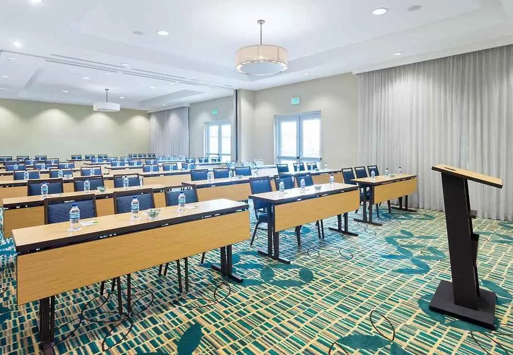 Courtyard By Marriott Kingston, Jamaica Hotel