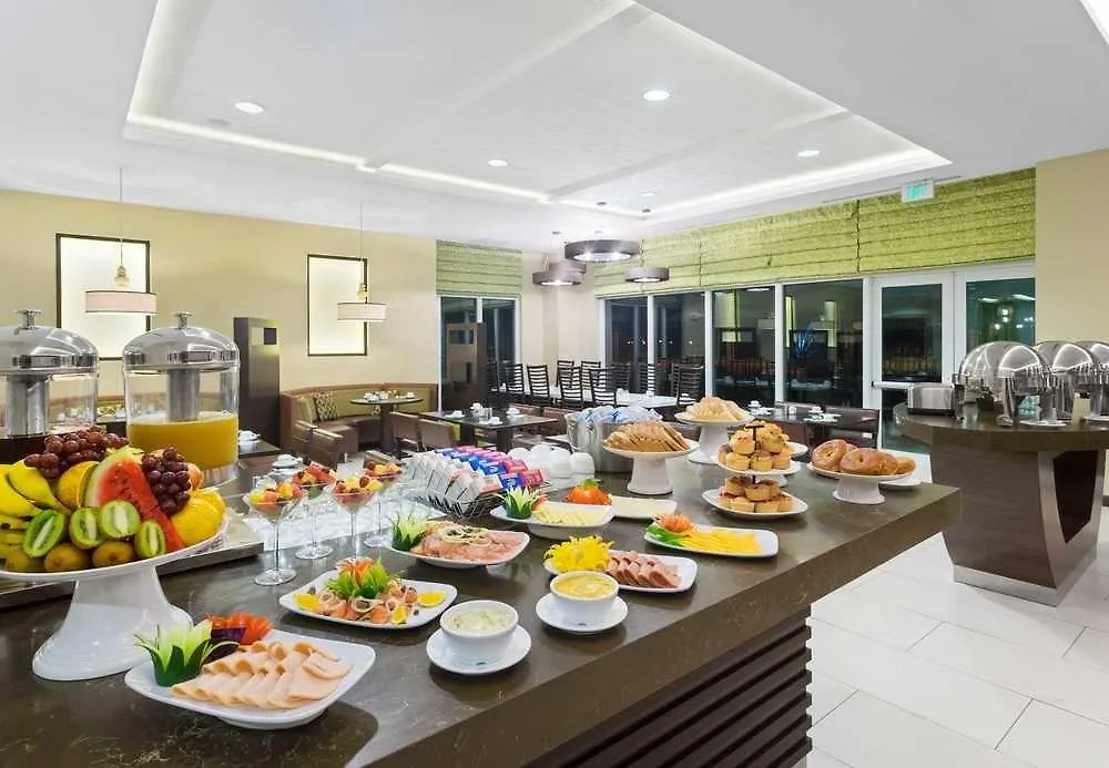 Courtyard By Marriott Kingston, Jamaica Hotel