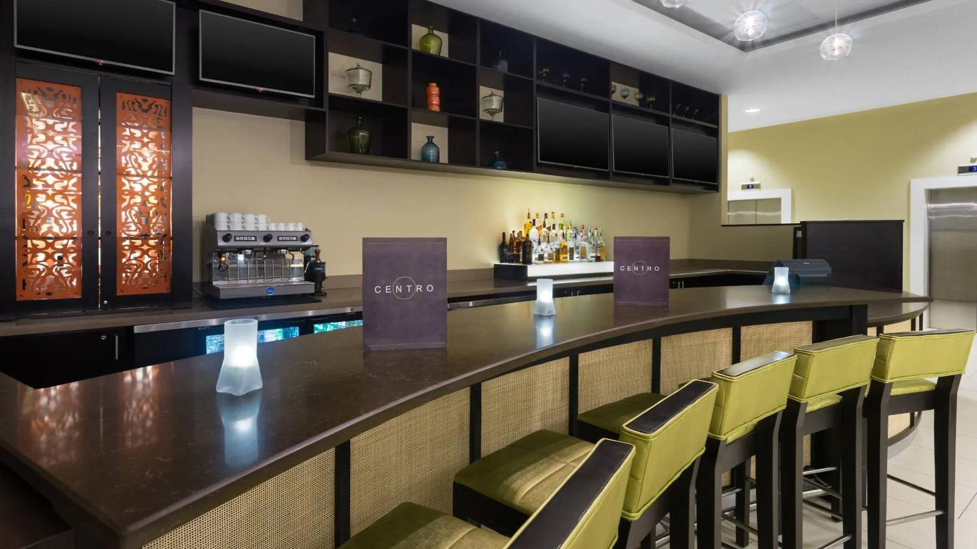 Courtyard By Marriott Kingston, Jamaica Hotel